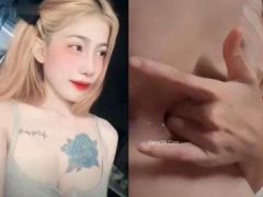 Clip Sex Bảo Trân 2k4 Hot Tiktok Móc  Lồn Cực Hăng